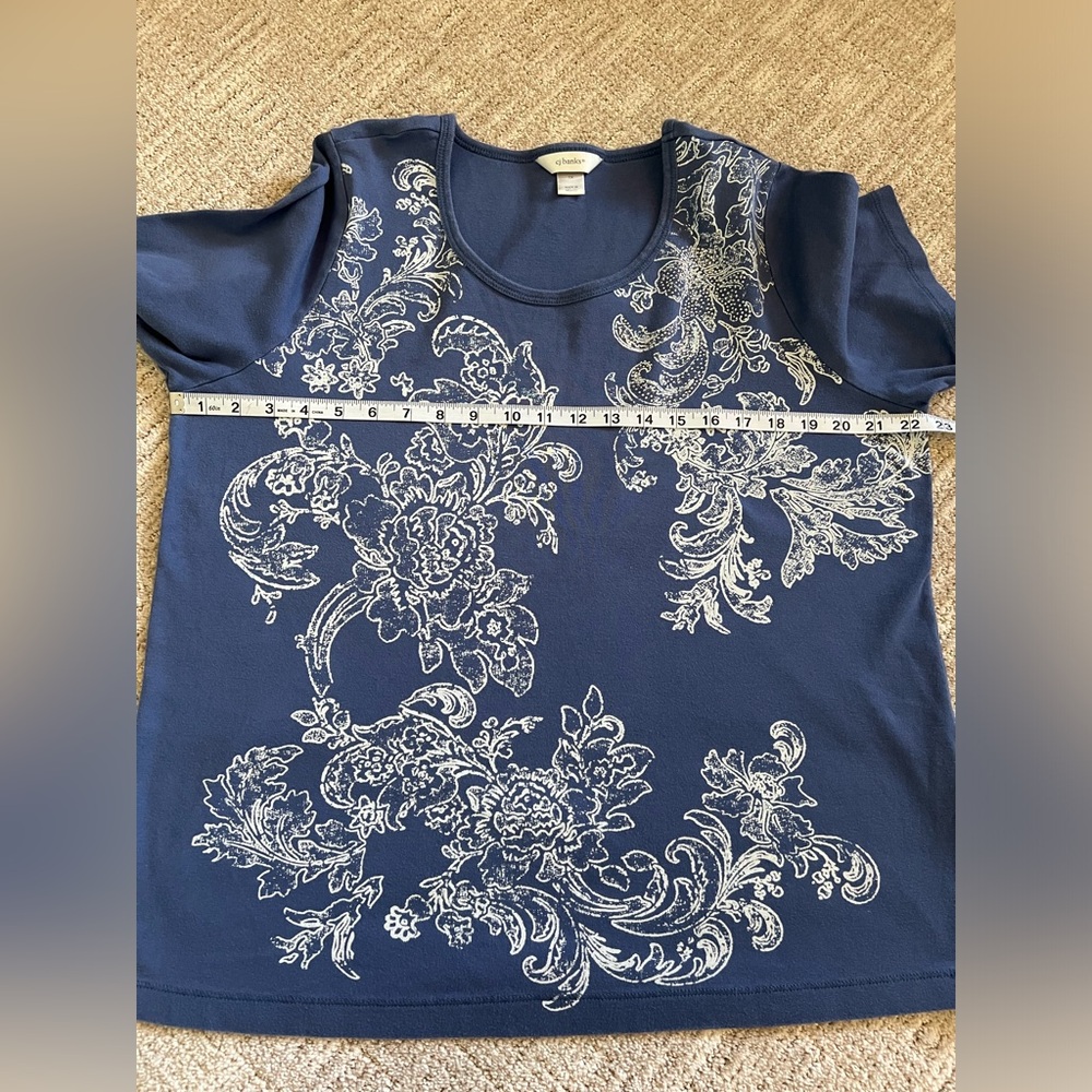 CJ Banks Womens Short Sleeve Embellished Floral Blue White Top 1X - Picture 6 of 7